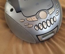 Sony CFD-E75L Boombox Radio CD Tape