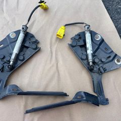 Genuine VW Touran Bonnet Hinges 5TA 823 823 E