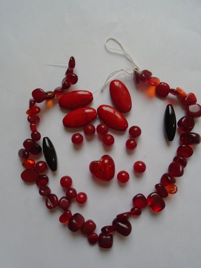 Beads, Jewellery making beads, Red bead bundle, Craft supplies