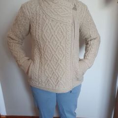 New + tags Size L 100% Irish Merino wool jumper
