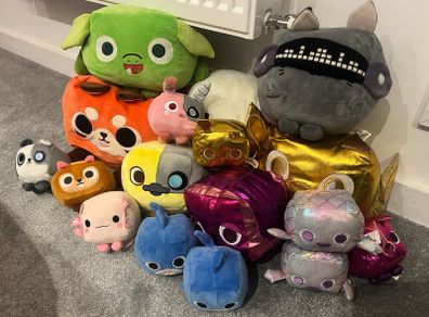 Pet simulator soft toys