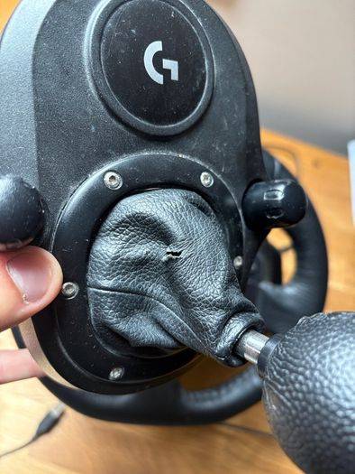logitech g29 steering wheel with shifter