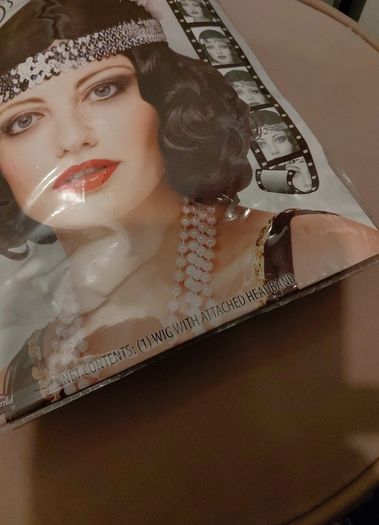 1920s flapper black wig and hairband Brand new
