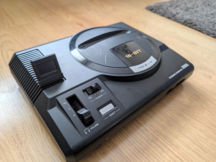 Sega Megadrive (Open Heart Modded)