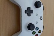 XBOX ONE S controller