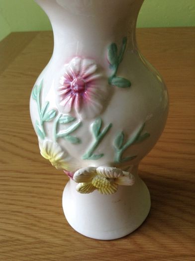 Vase with raised flower detail