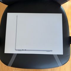 Apple MacBook Air M5
