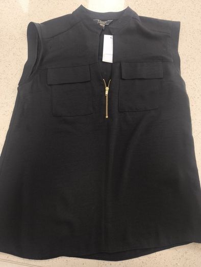 Woman's top
