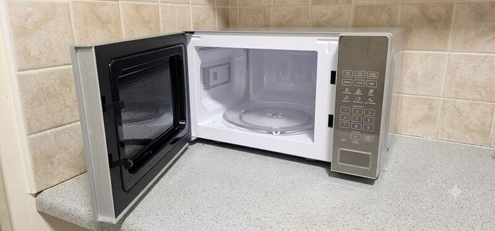 Compact Digital Countertop Microwave