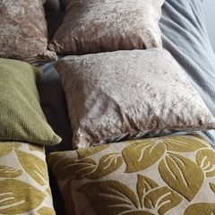 Cushions selection free