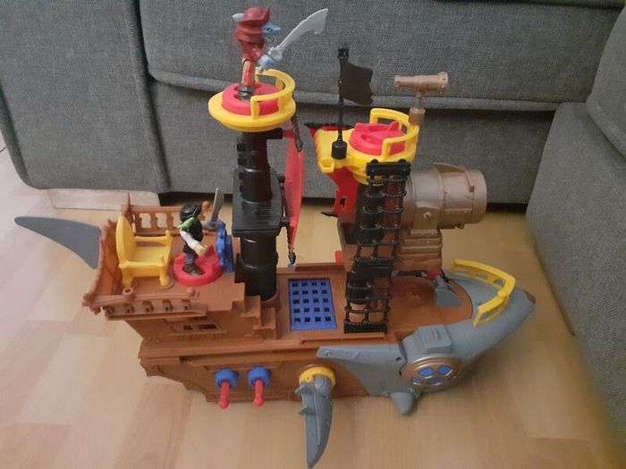 Imaginext Pirate Ship