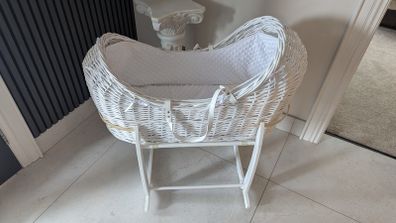 Baby crib