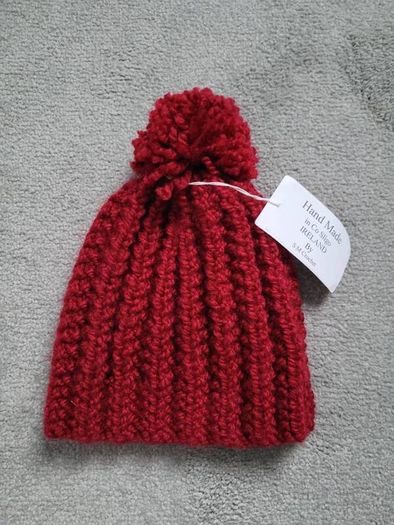 BNWT Handmade baby girl hat 12-24 months