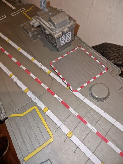 1998 Redbox Navy Aircraft carrier with sounds - Fully working