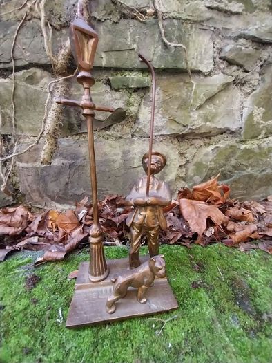 Dublin Lamplighter Brass