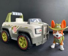 Paw Patrol Tracker and vehicle