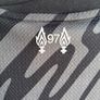 Liverpool goalkeeper jersey Image 3