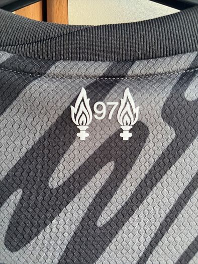 Liverpool goalkeeper jersey