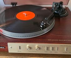 marantz tt300