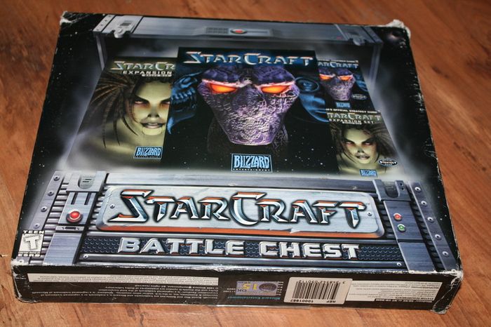 Vintage Games collection , STAR WARS , Star Craft etc