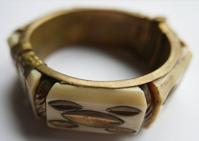 Vintage 80s Bone & Brass Bangle: Chunky Boho Bracelet