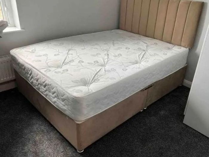 New Stylish single ,Double 4ft, 4ft6, King 5ft And 6ft Superking Sizes Divan Beds Instock. Drawers And Optional Tufted Mattresses Available. Free Delivery