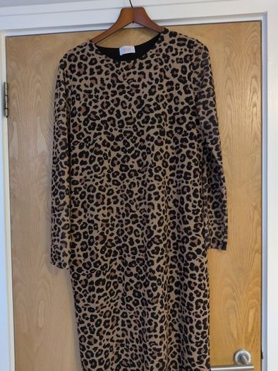 Small Bundle - Dresses X 4 & 1 Skirt.  S.14. 1New.