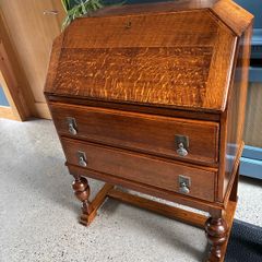 1920's Oak Bureau