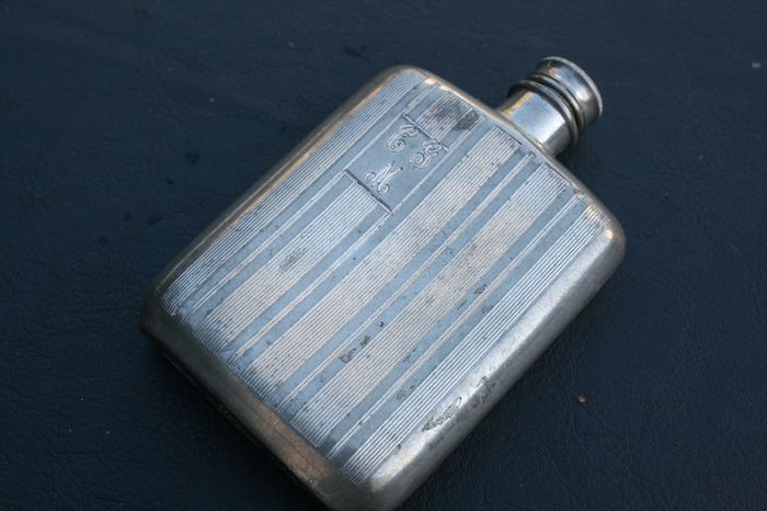 EDWARDIAN  Silver Plate Whiskey Flask _stamped 1901-1919  4"