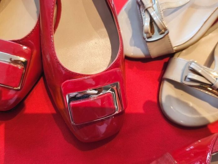Women's leather shoes.