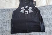 Under Armour top