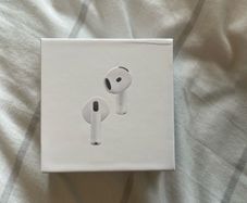 Apple  AirPods 4