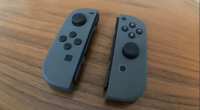 Nintendo Switch GREY Joy Cons Joy Con Controllers LIMITED RUN [GENUINE OFFICIAL] Collection Or Postage