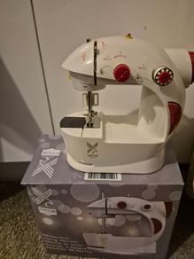 sewing machine