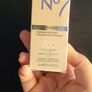 No7 Custom Blend Highlight Drops Gouttes D'accentuation in White Gold 15mls Image 4