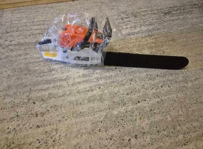 chainsaw