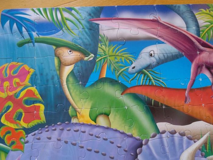 Large Glow in the Dark Dinos Jigsaw 100 Pieces
