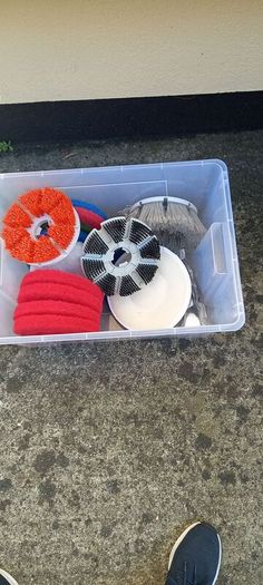 Motor scrubber with backpack