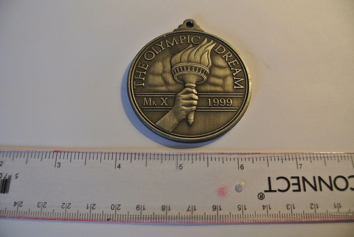 The Olympic Dream Medal - Marjorie Jackson - Helsinki 1952.