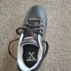 boys heelys