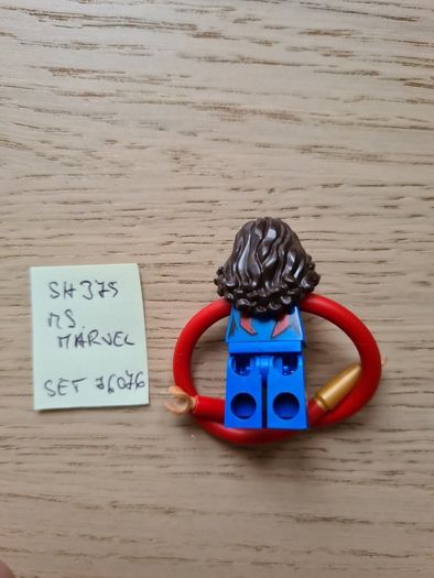 lego sh0375 ms. Marvel, set 76076
