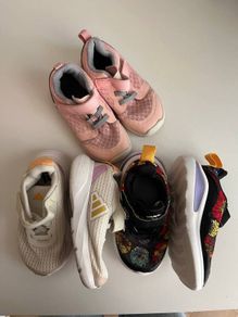Kids shoes UK 6