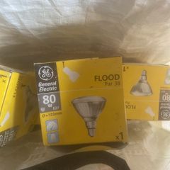 Lightbulbs - Flood Par38 80w