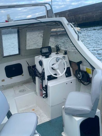Sea hog sea trooper fishing boat