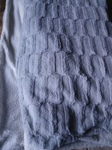 Beautiful New Fluffy Kingsize Duvet Cover