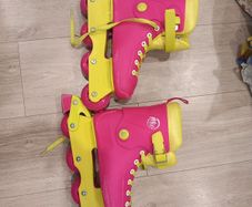 Roller blades