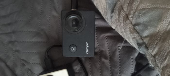 2 Go Pro's