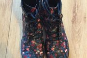 Beautiful Women GEOX Boots Size 6 (39)