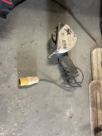 Atlas Copco DME 30 Heavy Duty 110V Wall Chaser / Masonry Channel Cutter
