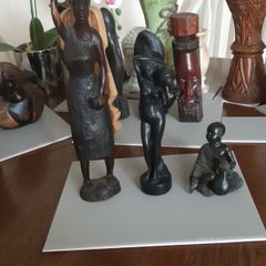 Ex film props, figurines